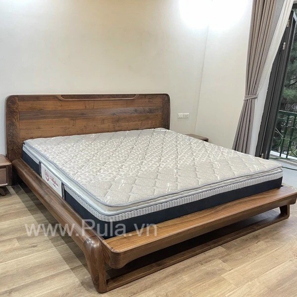 Giường ngủ gỗ Óc chó cao cấp Pula